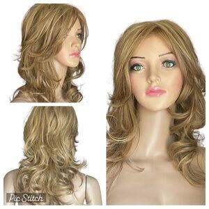 Daisy Fuentes wow wig by Luxhair color 14/26 regular style long & Luscious